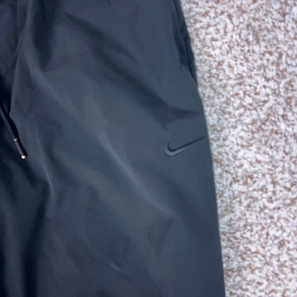 Nike Pants Men Small Black Dri-FIT Training Athletic Gym Joggers Ankle Zip Sport
